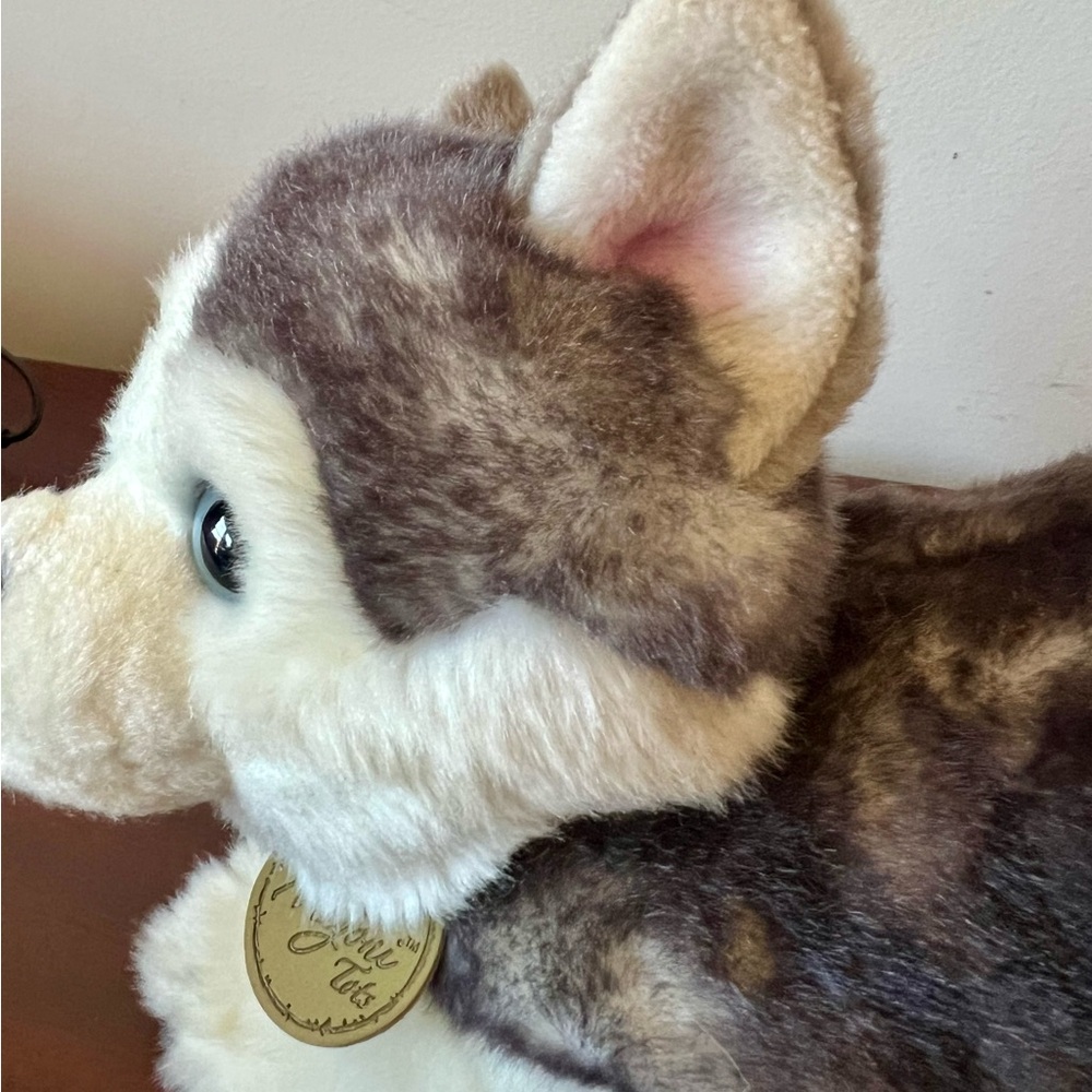 Miyoni by Aurora Husky Dog Plush Stuffed Animal Grey White Tots Realistic - Picture 10 of 10